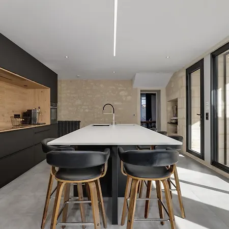 Villa 10 Personnes Saint Emilion Montagne (Gironde)