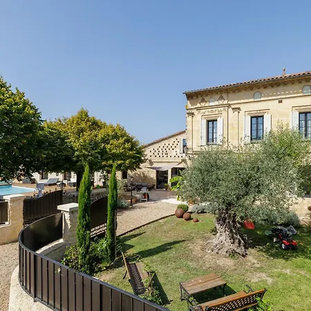 10 Personnes Saint Emilion Montagne